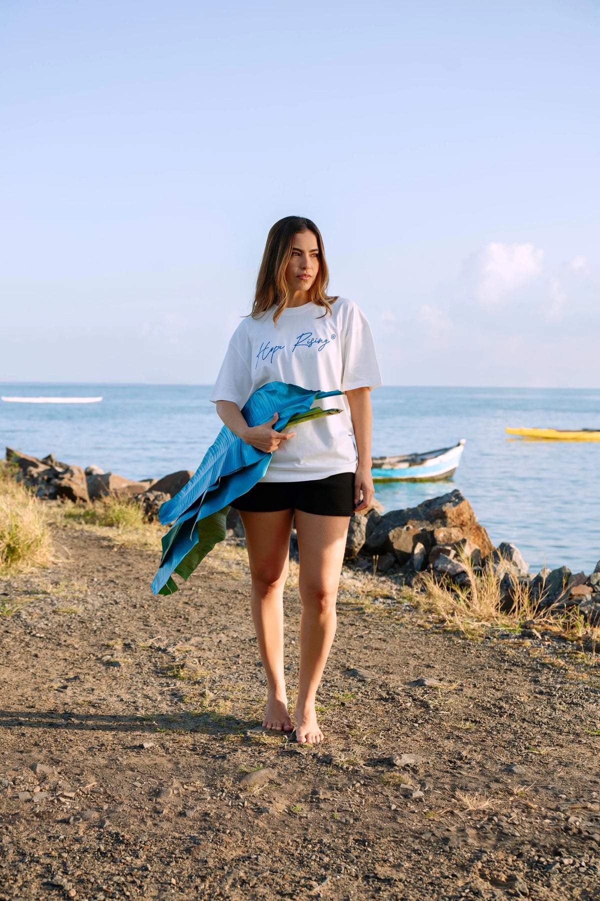 United By The Game — Arara Azul