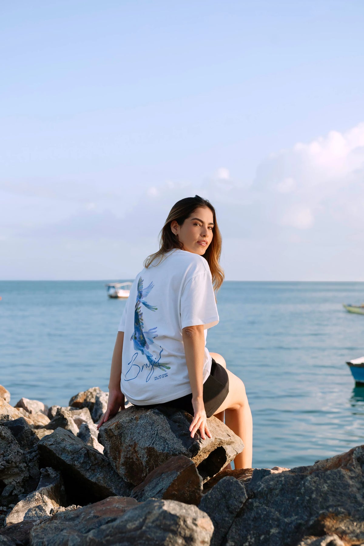 United By The Game — Arara Azul